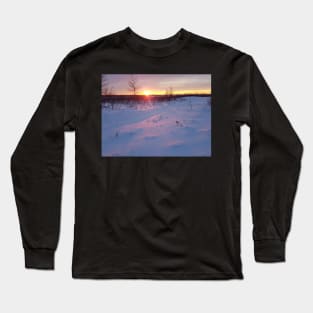 Snowy sunrise with beautiful colours Long Sleeve T-Shirt